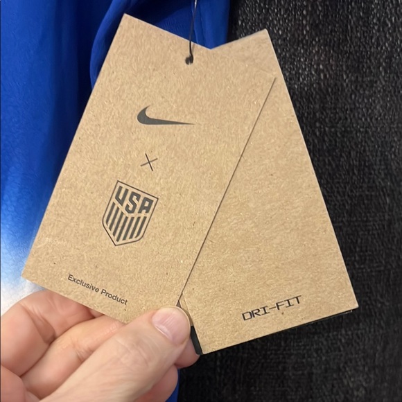 Nike USA Soccer Jersey Blue and Red Gradient - Picture 3 of 6